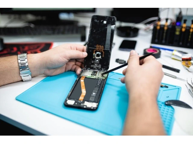 Prompt Samsung Phone Repairs in Sydney by Experts photo 1