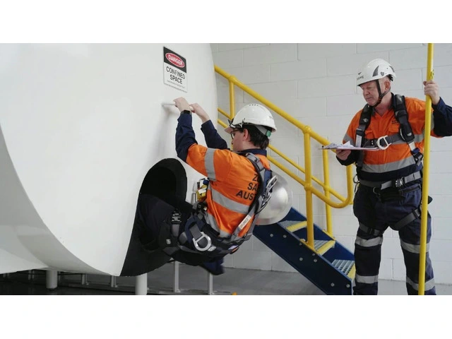 Checkout The Confined Space Training Course of Zokal Australia