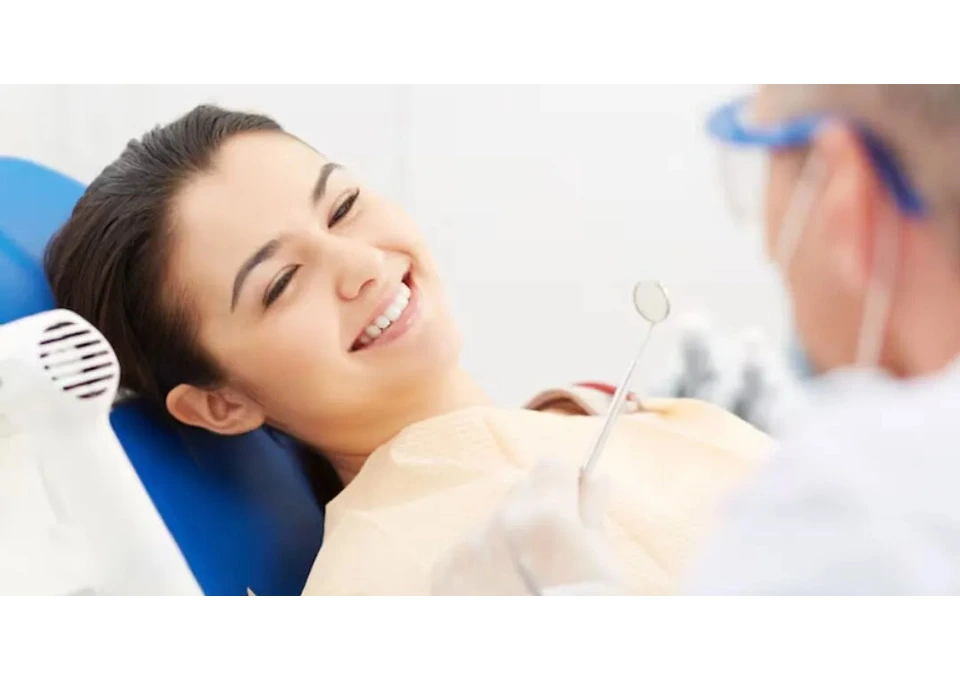 Top Guide to Professional Teeth Whitening of Cosmetic Dentist in Ormeau photo 1