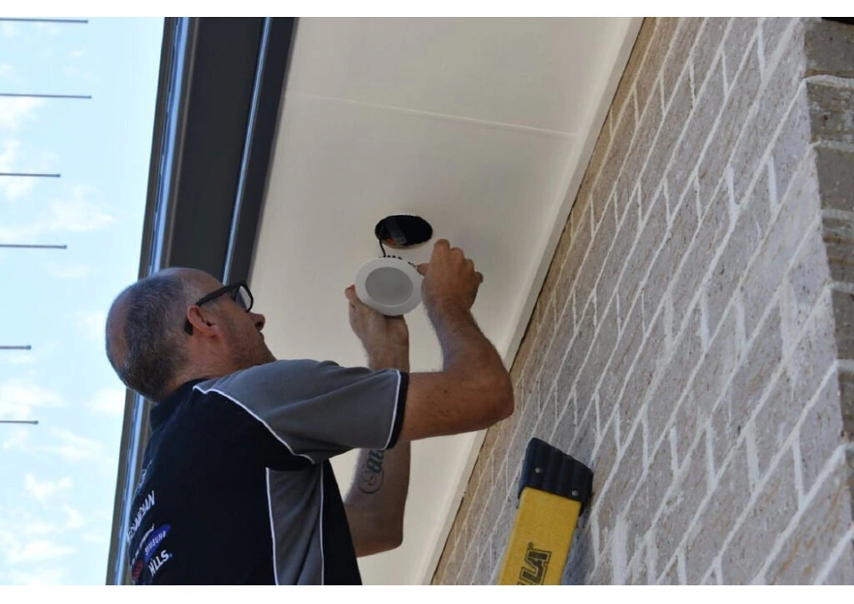 Can an Electrical Contractor Fix Electrical Faults Quickly? photo 1