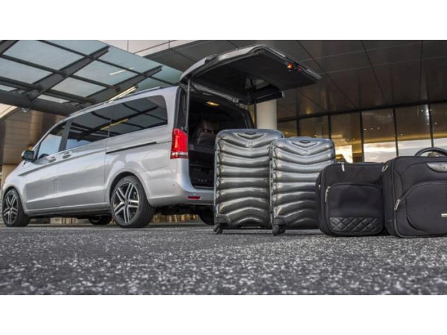 Best Maxi Taxi in Balwyn | Reliable Airport & Group Transfers photo 1