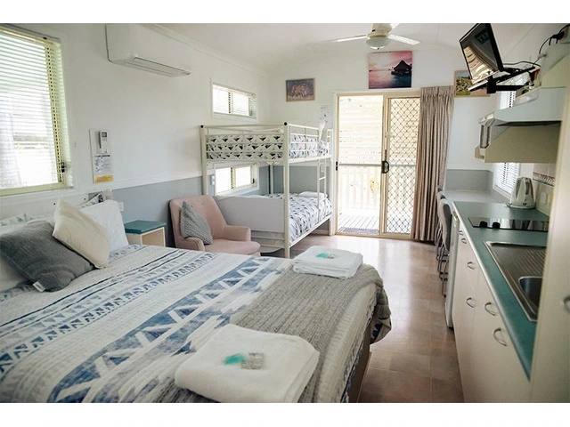 Comfortable Road Trip Stopover Accommodation Maryborough – Tiaro Tourist StopOver photo 1