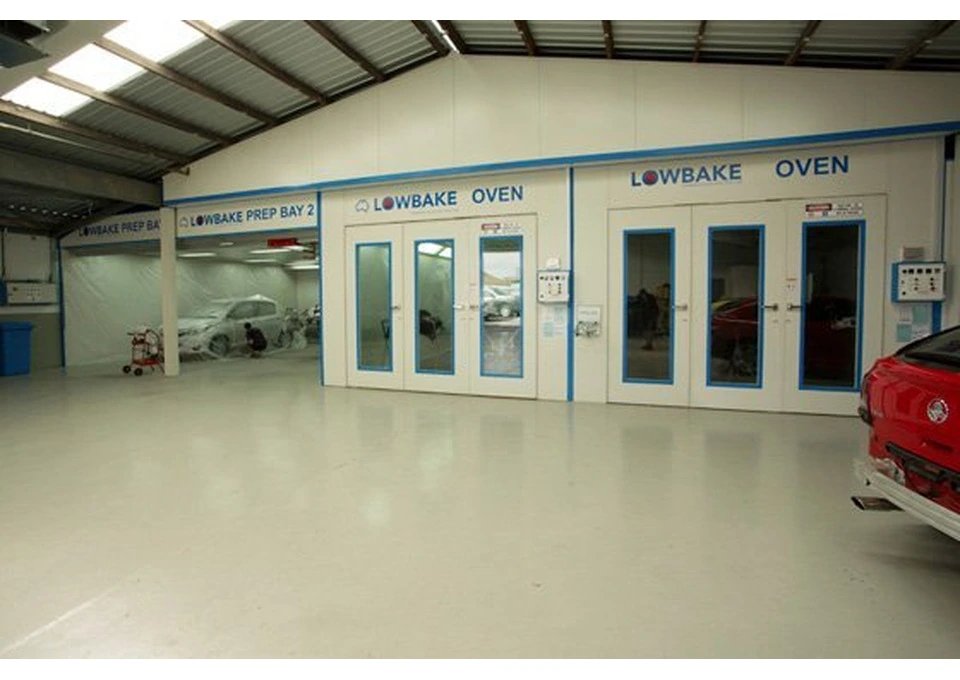 Get Holistic Automotive Crash Repair in North east Suburbs