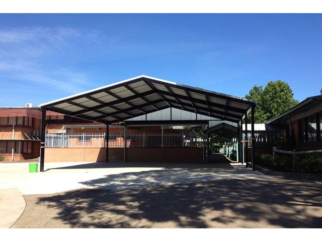Covered Outdoor Learning Area Designs for Modern Schools photo 1