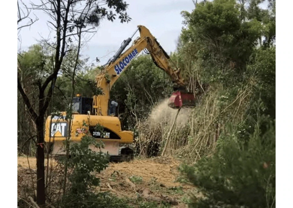 Land Clearing Melbourne photo 1