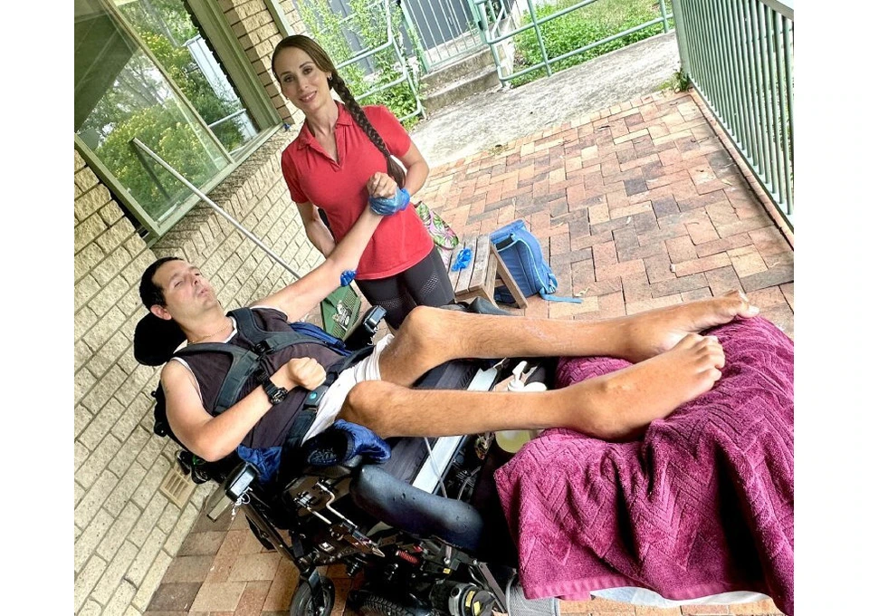 Expert Massage Therapy Tailored to Your Needs photo 1