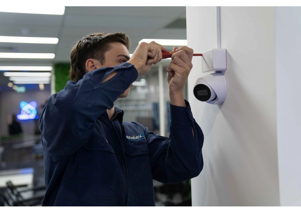 Solar Inverter Repairs in Australia: Expert Advice for a Trouble-Free Solar System in 2026 photo 1