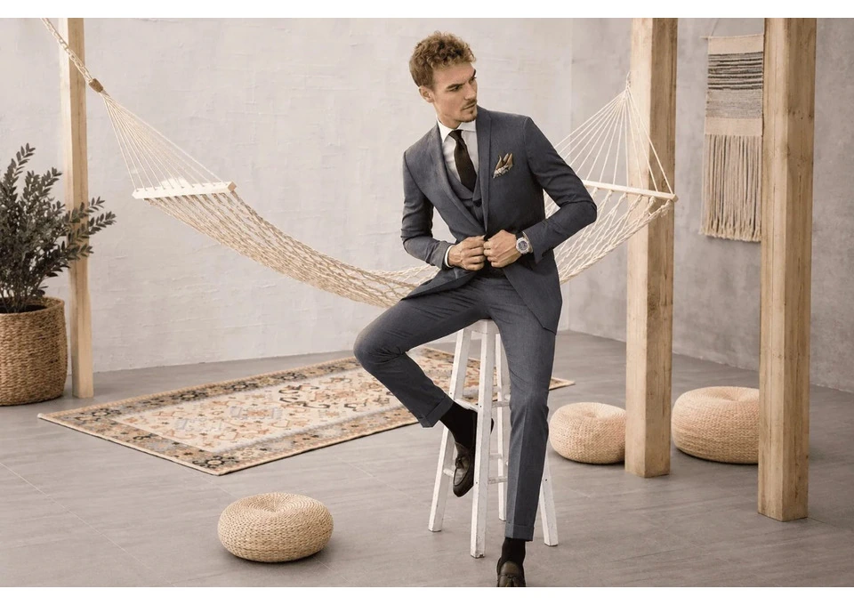 Get a Sharper Personal Style with Tailored Suits in Hobart