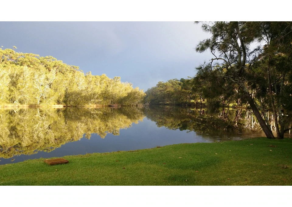 Lakeside Holiday Cottage Accommodation photo 1