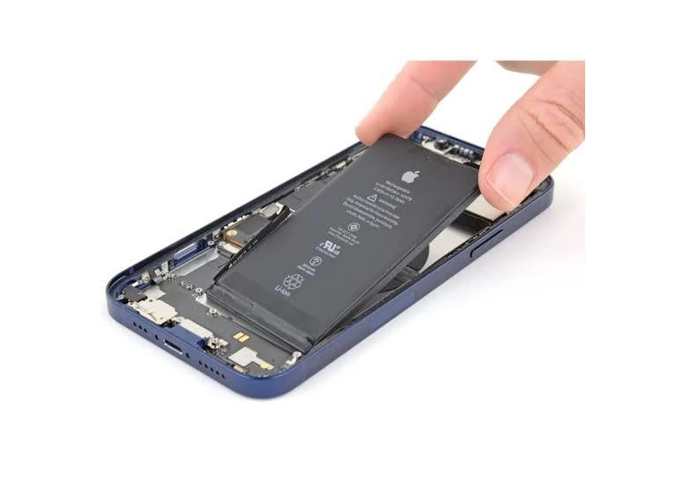 Get Reliable iPhone Battery Replacement in Adelaide photo 1