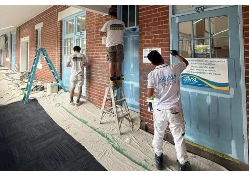 Professional Painters in Melbourne for Quality Results photo 1