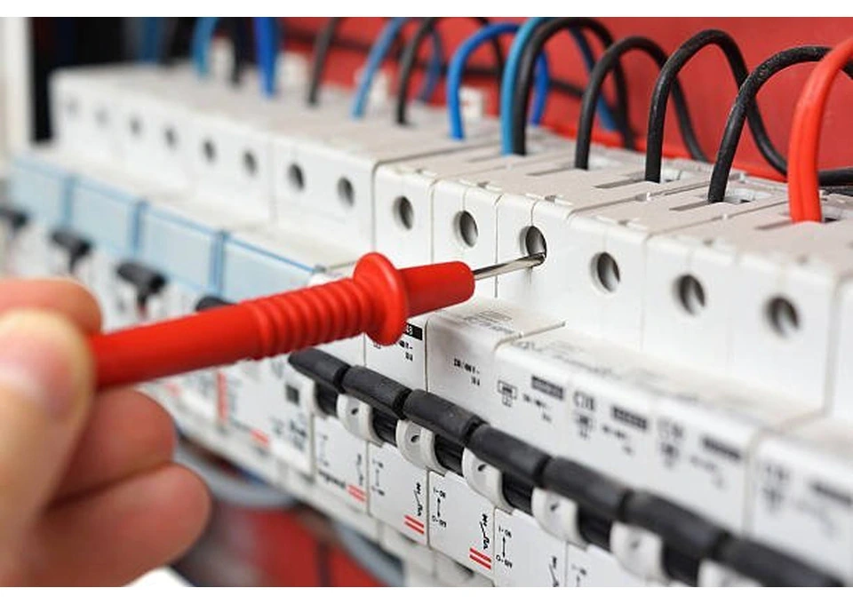 What Makes a Good Electrical Contractor Stand Out From the Competition? photo 1