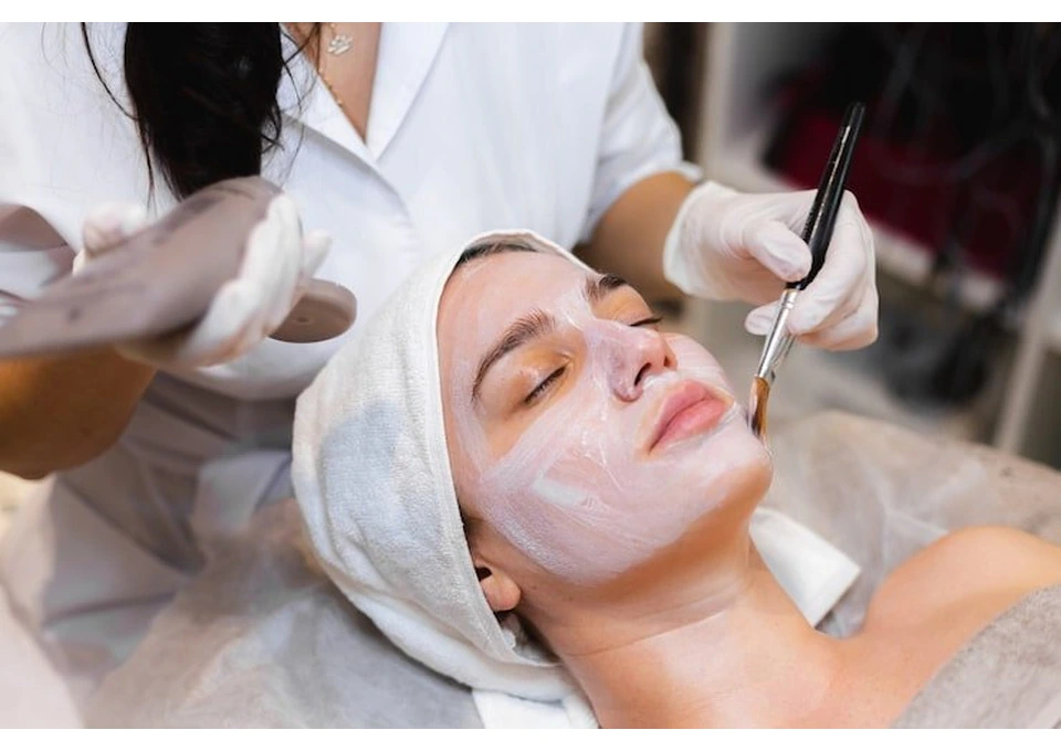 Professional Beauty Treatments at a Beauty Clinic in Sydney