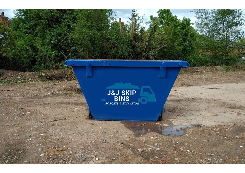 Convenient Soil Waste Bin Hire Solutions by J&J Skip Bins